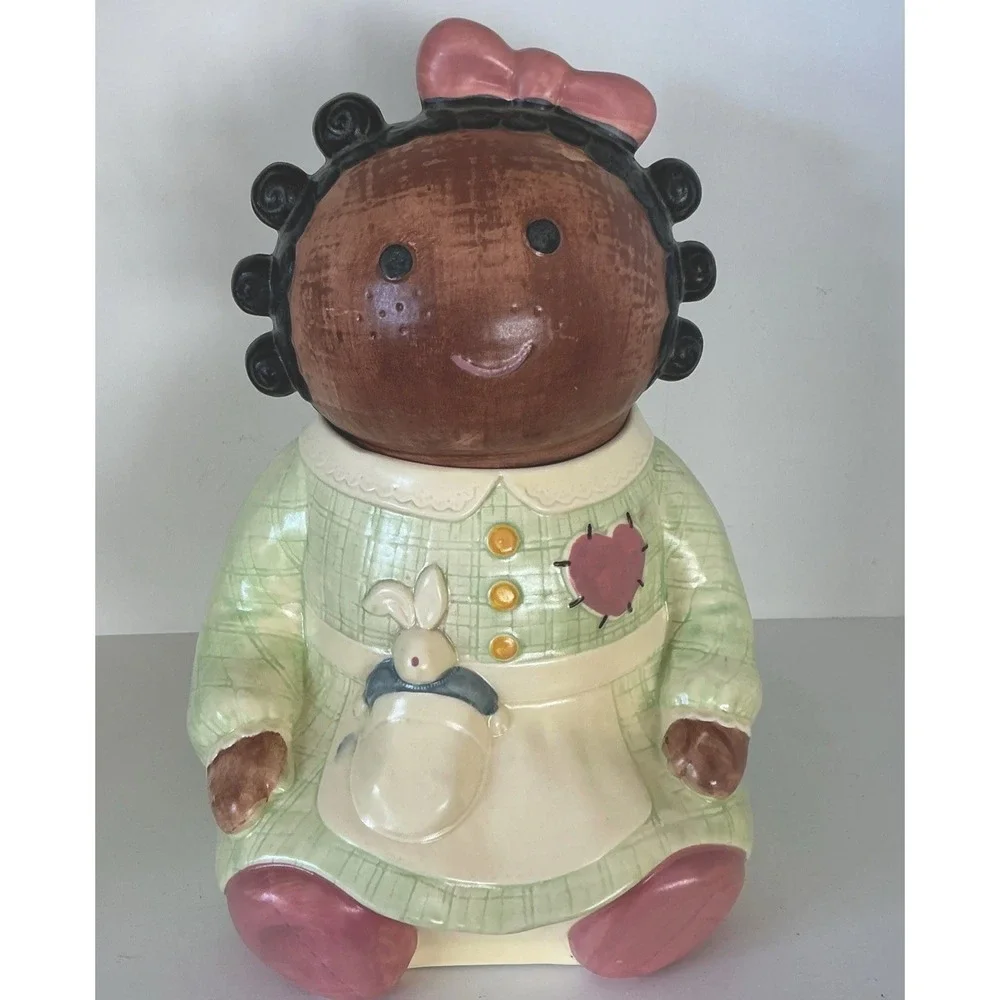 Vintage Treasure Craft 